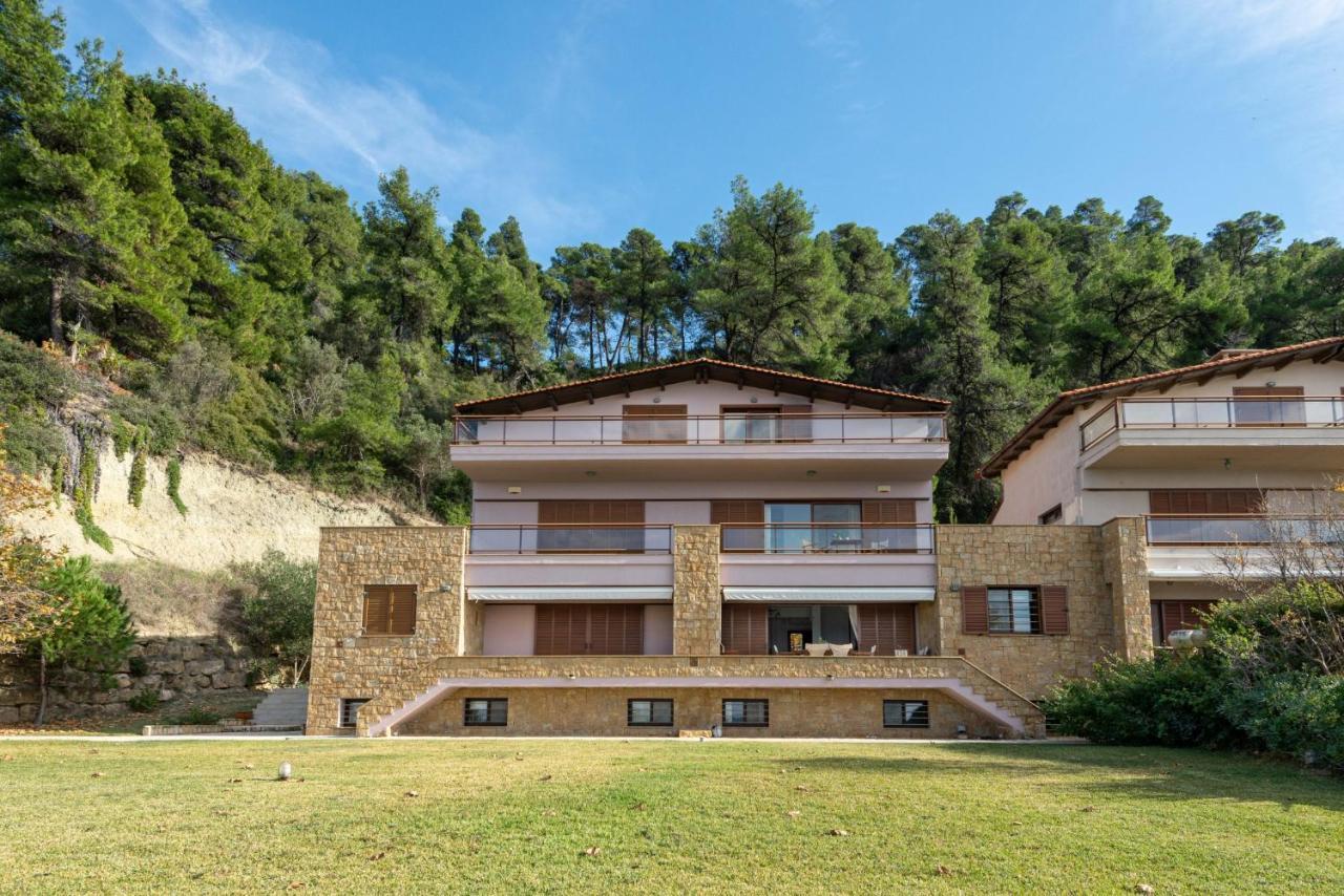 Seagrove, Beachfront Villa In Possidi #Feelslikehome Skála Foúrkas Exterior foto